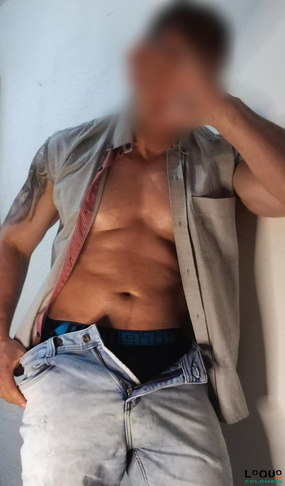 Contactos Bogotá: Caballero acompañante gigolo para damas