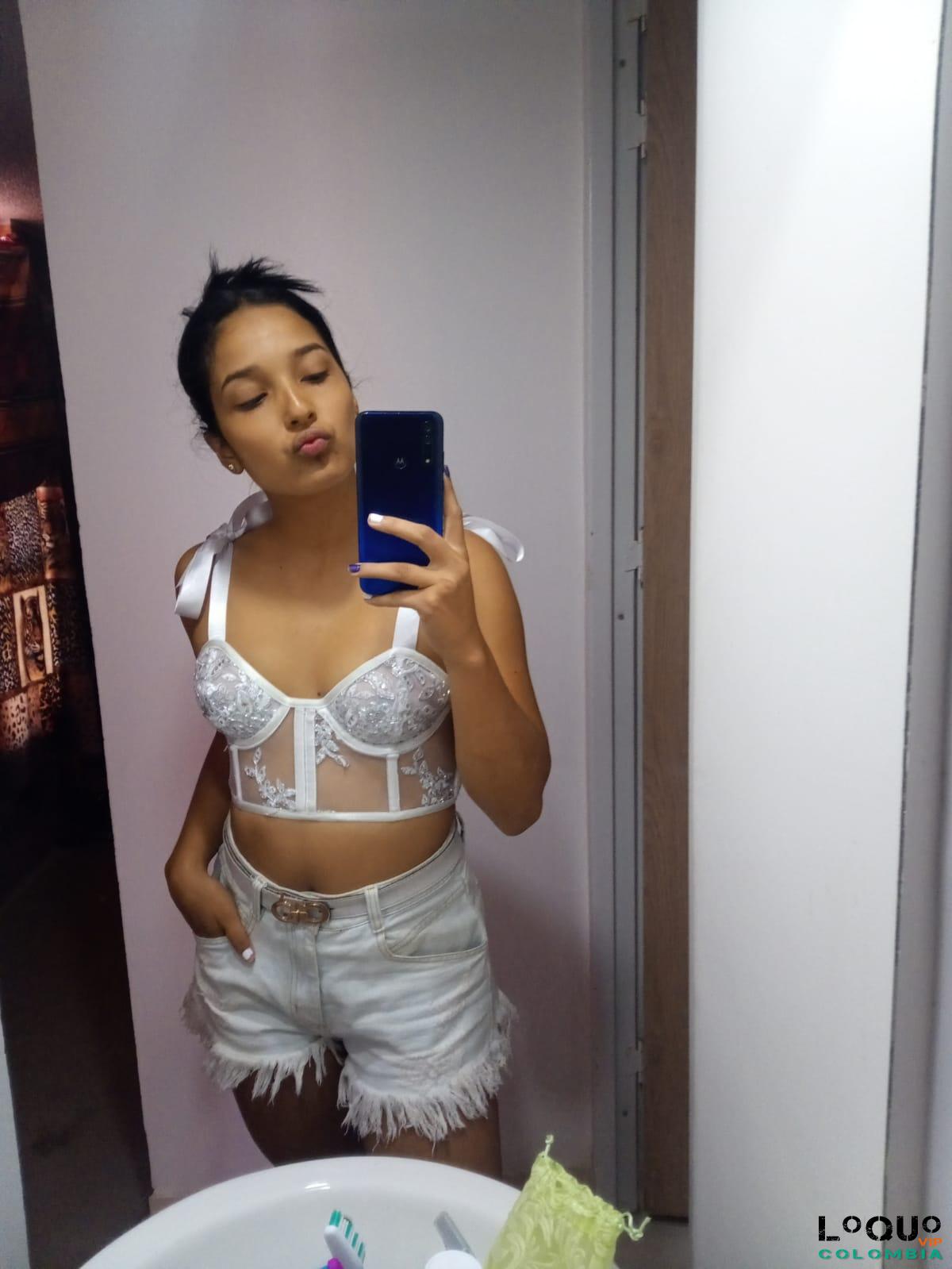 Putas Bogotá: Soy una prepago totalmente disponible caliente erótica