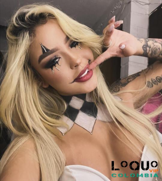 Putas Antioquia: Modelo y artista