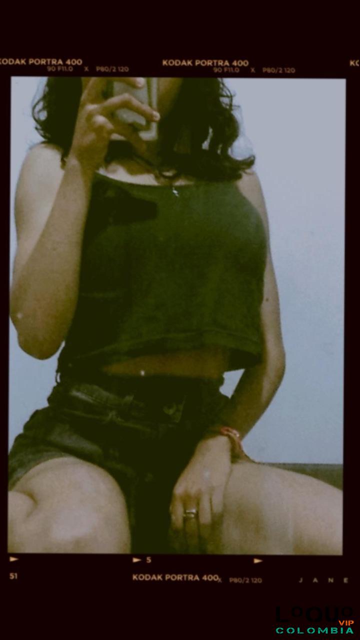 Putas Cundinamarca: Rica chica da sexo a domicilio