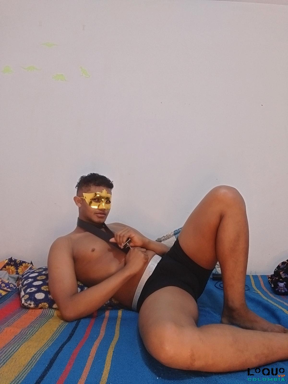 Escorts Gay Bogotá: MORENO VERGON COMPLACIENTE, CARGADO DE LECHE