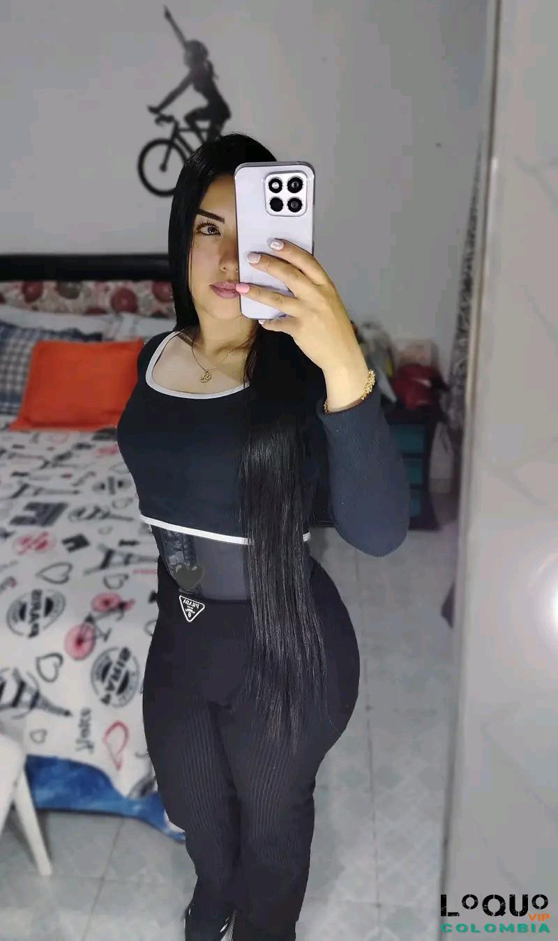 Putas Bogotá: Chica ardiente y descomplicada