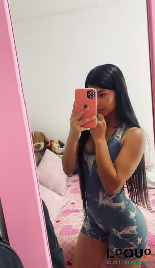 Putas Santander: Soy. Una chica apretadita en la cama quiero perder mi virginidad